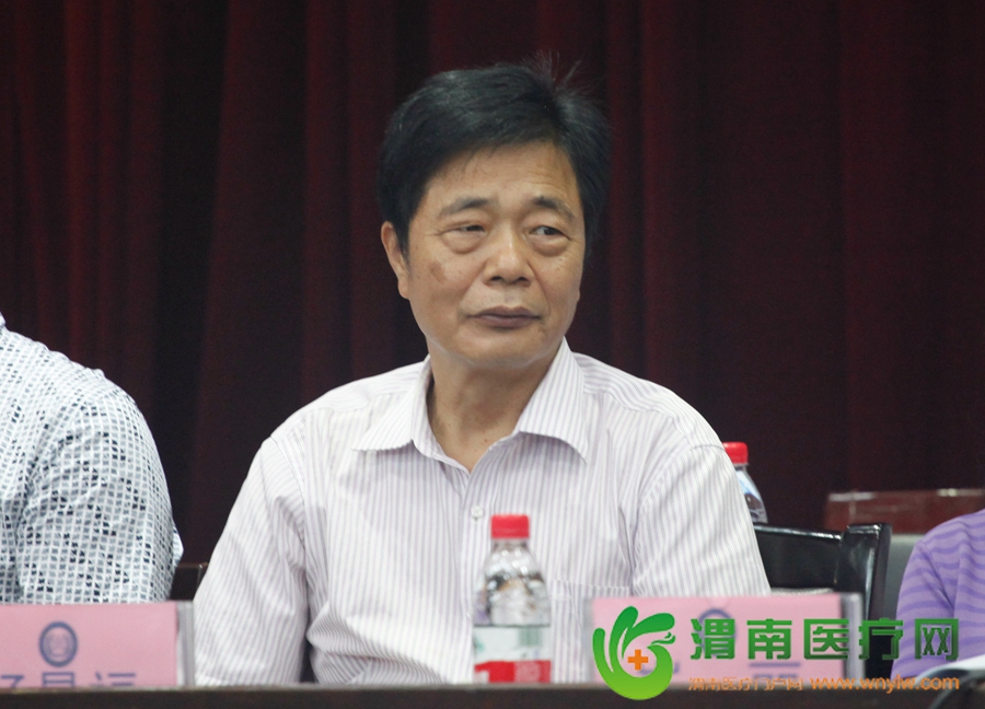 省卫生监督所书记杨景福出席开幕式 记者 赵雷 刘璐瑶 摄