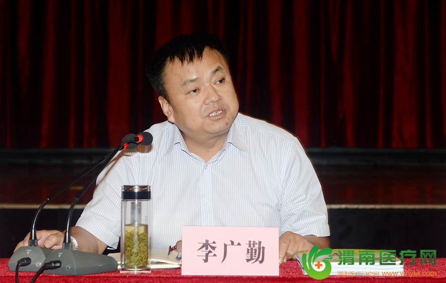 省计划生育协会副会长李广勤讲话。记者 杨大君 摄