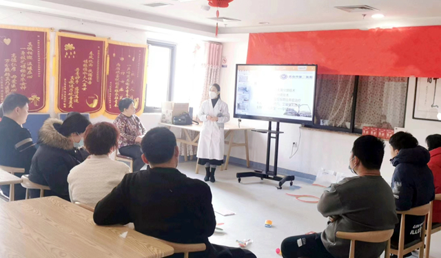 2月1日，渭南市第二医院举办“好孕妈咪”科普知识讲座。.jpg