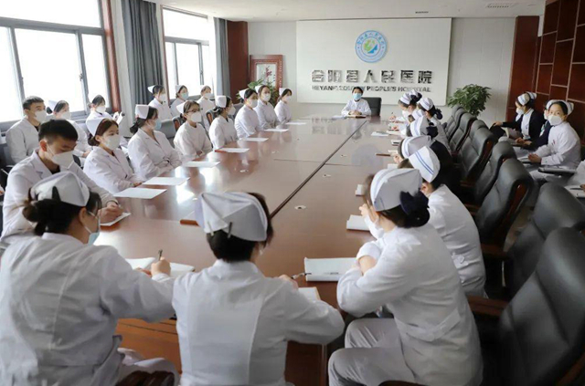 合阳县医院召开2022年度护理实习生结业座谈会。