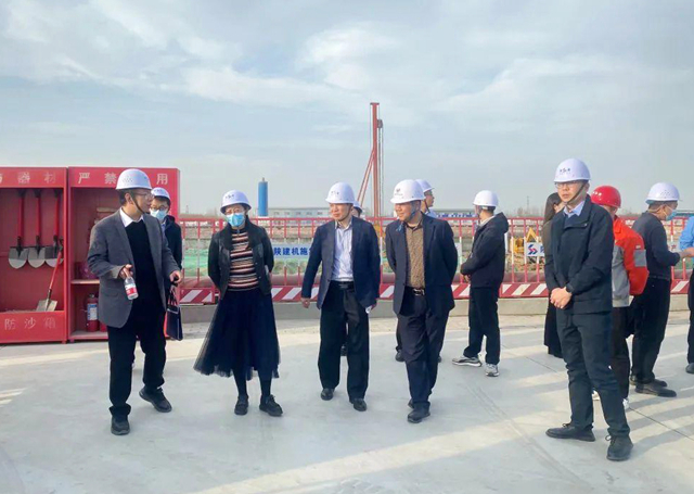 陕西省卫健委调研市第六医院建设项目进展情况。