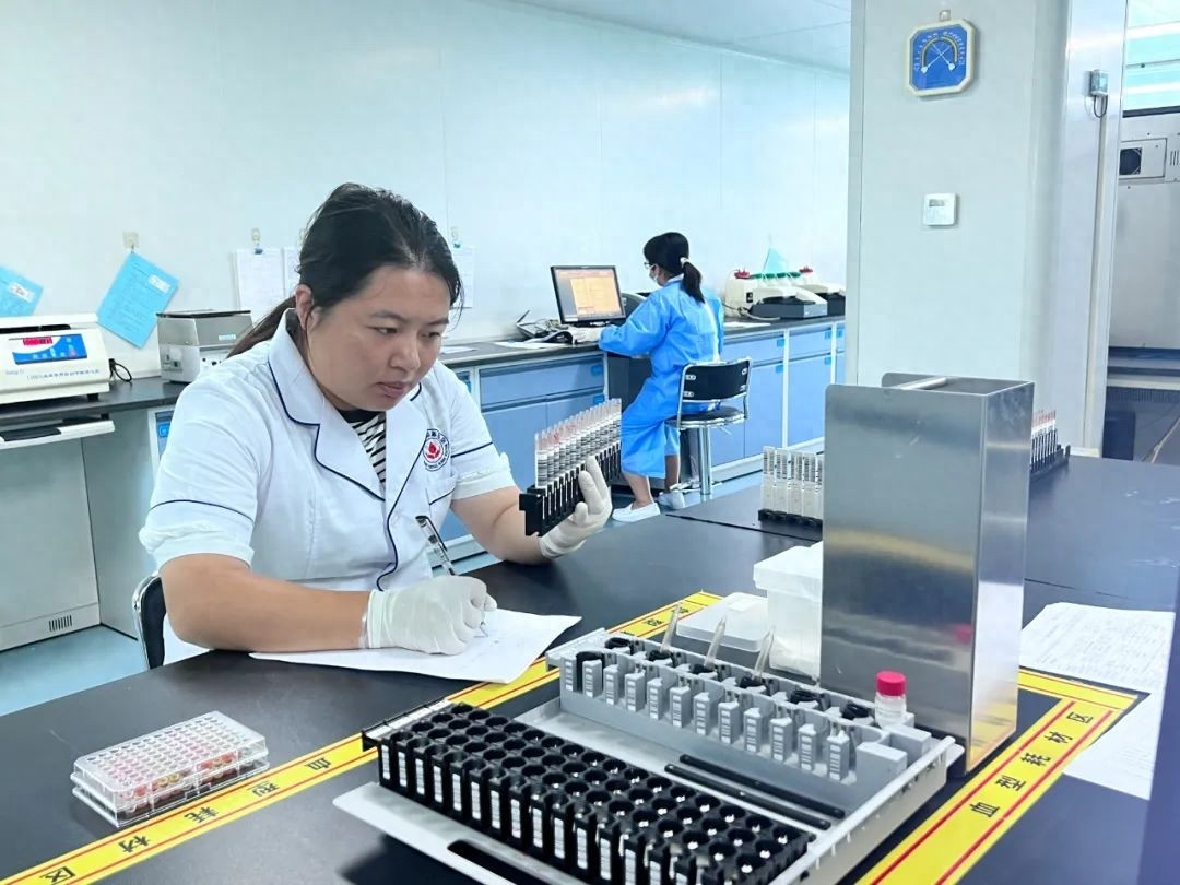 渭南市中心血站开展2023年采供血信息管理系统应急演练2.jpg